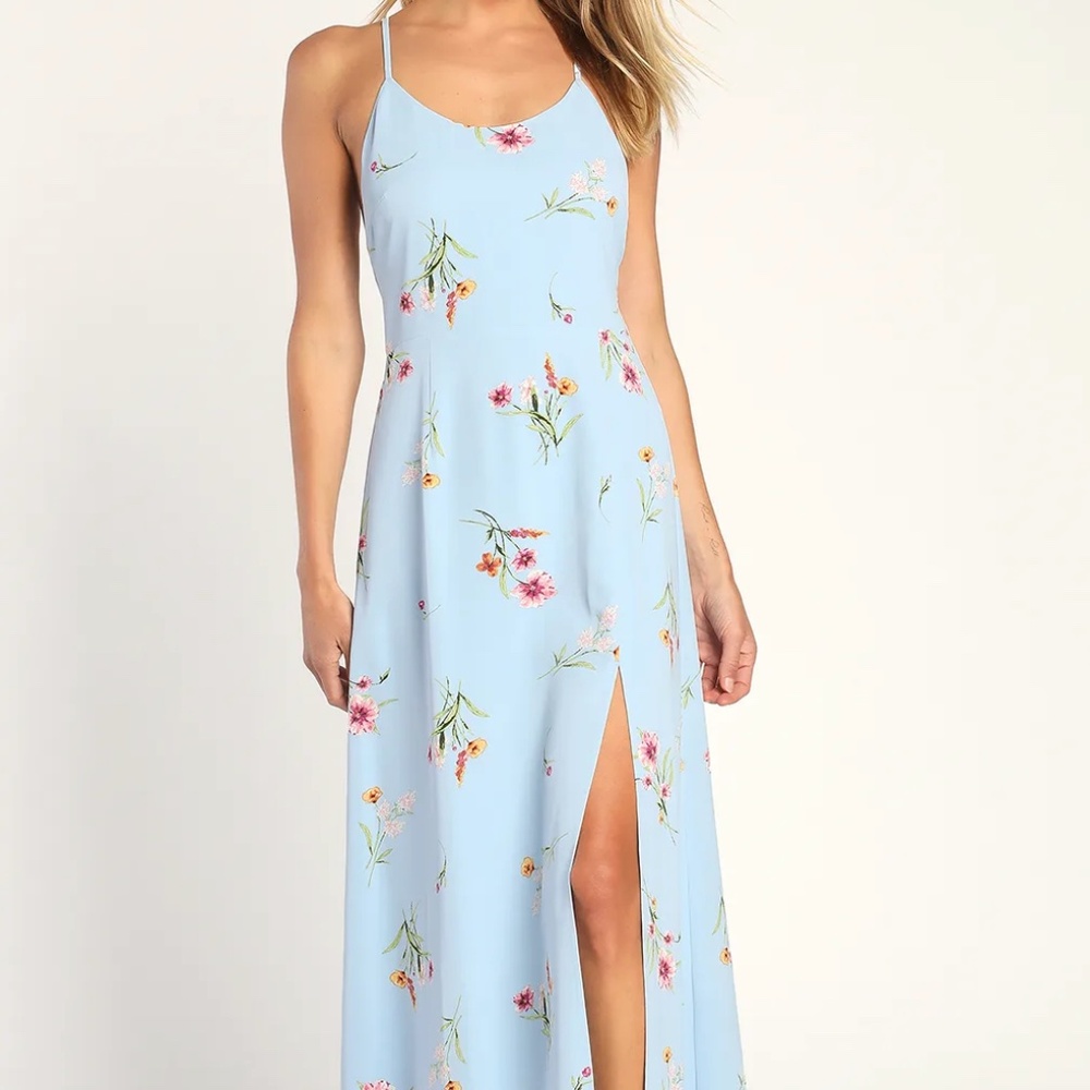 NWT LULUS Light Blue Floral Maxi Dress